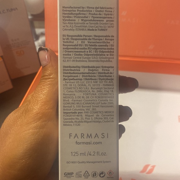 Farmasi - Picture 3 of 4